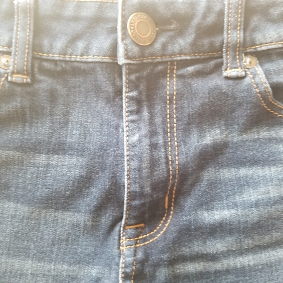 AMERICAN EAGLE OUTFITTERS DENIM SHORTS - Picture 4 of 9